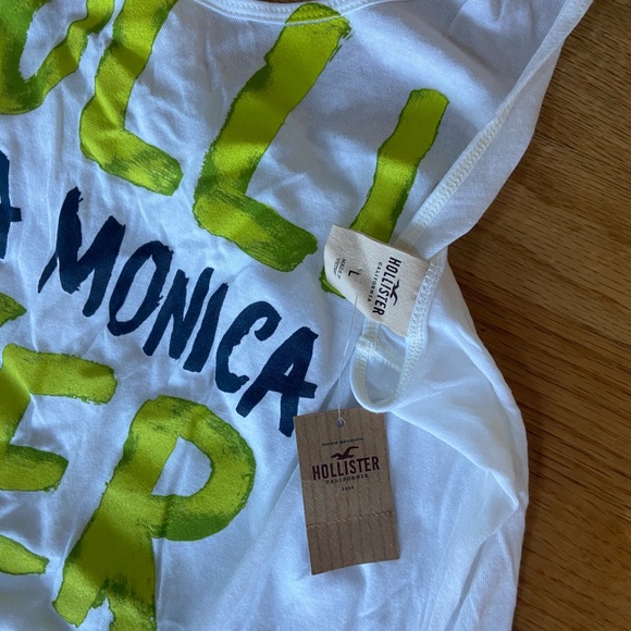 Hollister tank top - Picture 2 of 2